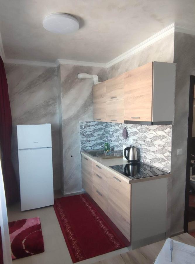 Apartament Piero Pomorie Bagian luar foto